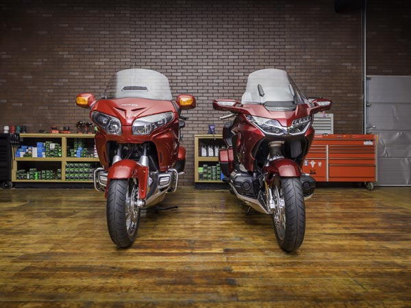 2018 హోండా గోల్డ్ వింగ్ 2018 హోండా గోల్డ్ వింగ్