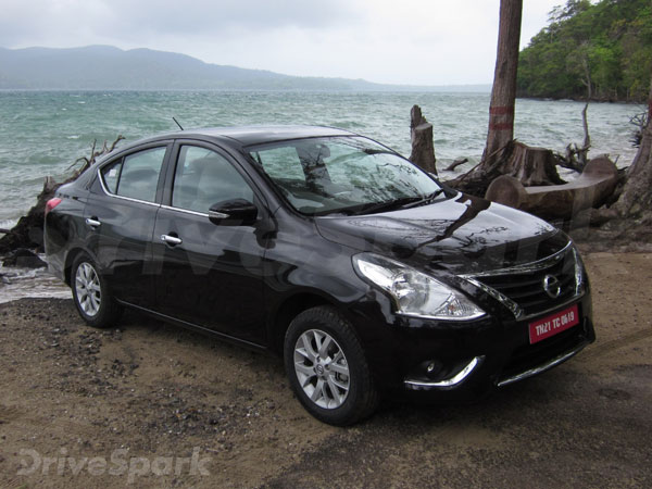 నిస్సాన్ డాట్సన్ ఆఫర్లు మరియు డిస్కౌంట్లు