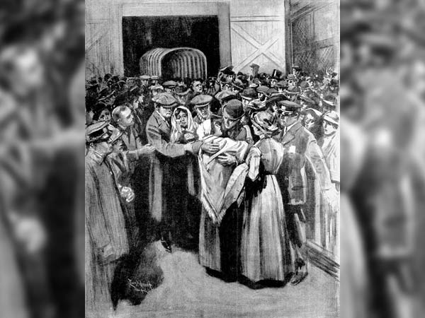 టైటానిక్ ప్రమాదం గురించి ఆశ్చర్యకరమైన విషయాలు