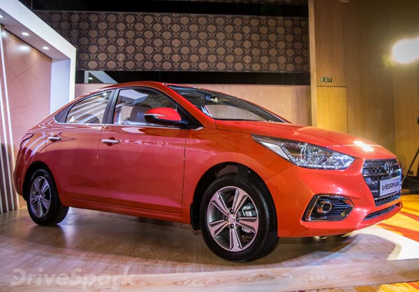 హ్యుందాయ్ వెర్నాఇంజన్ వేరియంట్లు