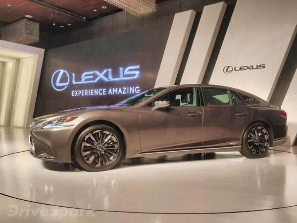 లెక్సస్ ఎల్ఎస్ 500హెచ్
