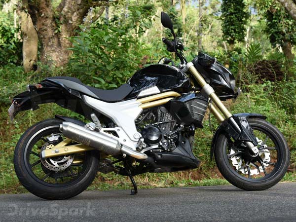 మహీంద్రా మోజో యుటి300