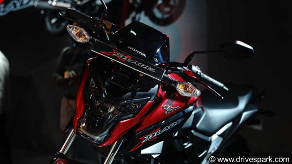 సరికొత్త ఎక్స్-బ్లేడ్ 160 బైకు