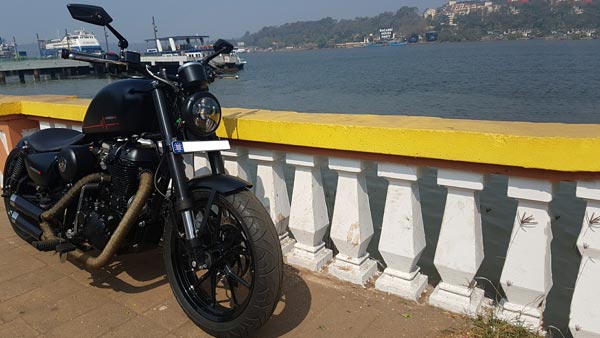 మోడిఫైడ్ రాయల్ ఎన్ఫీల్డ్ బైక్