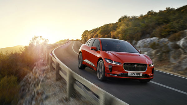 జాగ్వార్ ఐ-పేస్ ఎలక్ట్రిక్ ఎస్‌యూవీ