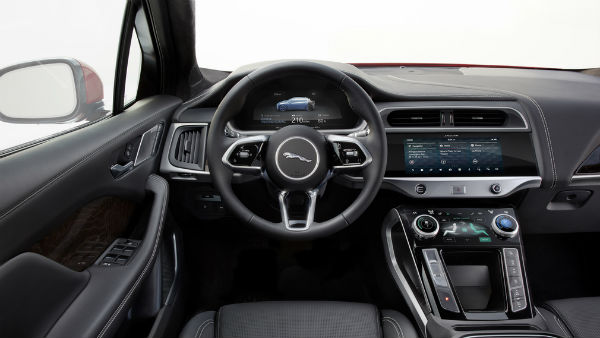 జాగ్వార్ ఐ-పేస్ ఎలక్ట్రిక్ ఎస్‌యూవీ