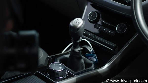 టాటా నెక్సాన్ ఎక్స్‌జడ్ వేరియంట్