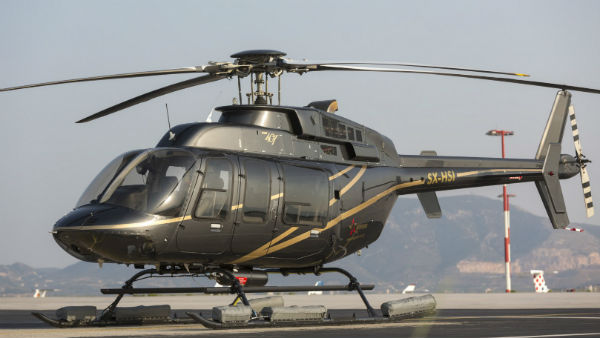 గాలిలోకి ఎగిరే కారు