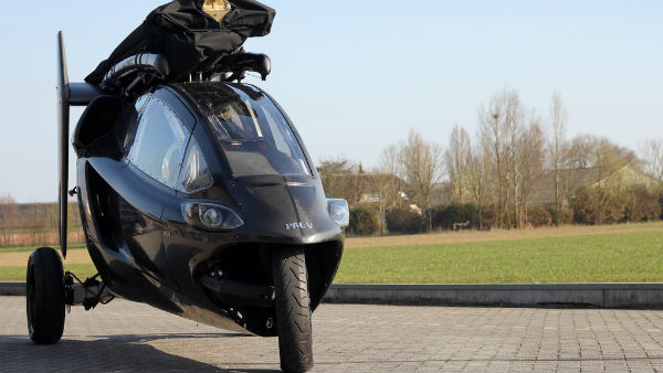 గాలిలోకి ఎగిరే కారు