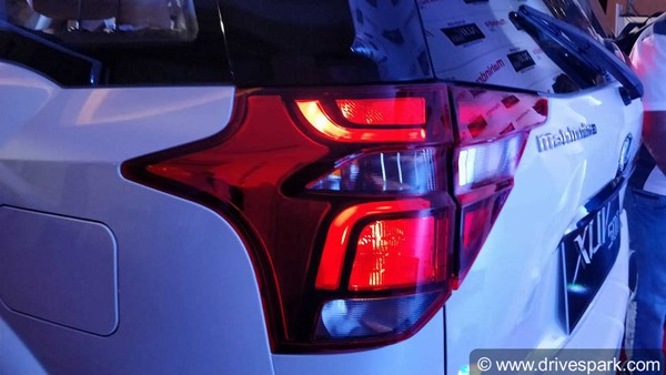 2018 మహీంద్రా ఎక్స్‌యూవీ500 ఫేస్‌లిఫ్ట్