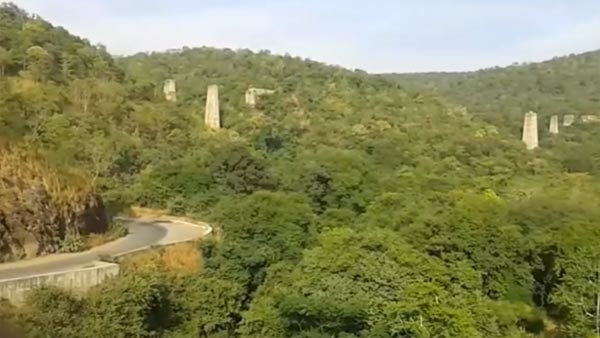 నల్లమల అడవుల్లో ఉన్న వేలాడే రైలు వంతెన గురించి ఆసక్తికరమైన నిజాలు