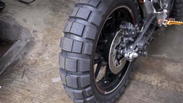 కెటిఎమ్ డ్యూక్200 మోడిఫైడ్ స్క్రాంబ్లర్