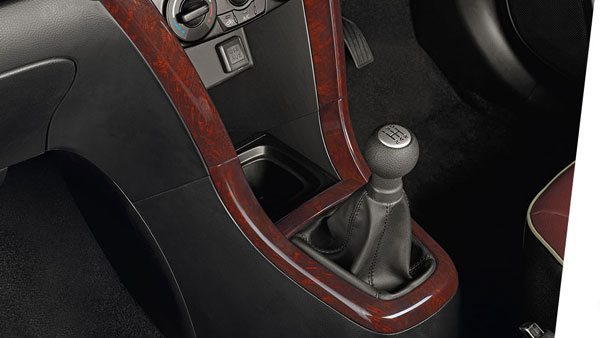 మారుతి సుజుకి ఎర్టిగా లిమిటెడ్ ఎడిషన్: కొత్త ఫీచర్లు మరియు ధరలు మారుతి సుజుకి ఎర్టిగా లిమిటెడ్ ఎడిషన్: కొత్త ఫీచర్లు మరియు ధరలు