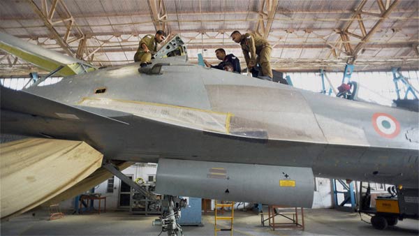 చైనా-పాక్ దేశాలకు గట్టి షాకిచ్చిన ఇండియన్ ఎయిర్ ఫోర్స్