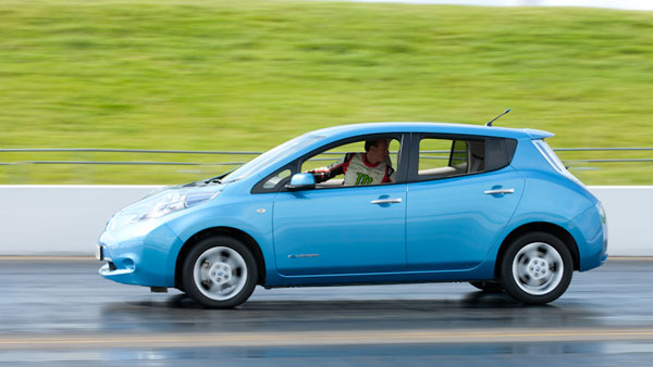 రివర్స్ గేర్ ఎక్కువగా వాడితే ఇంజన్ మీద ఎలాంటి ప్రభావం పడుతుందా...?