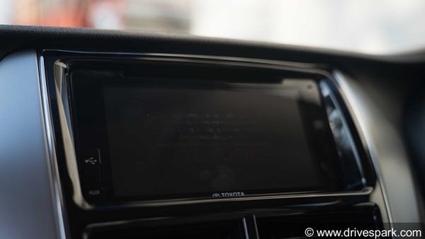 టయోటా యారిస్ విడుదల: ధర రూ.8.75 లక్షలు