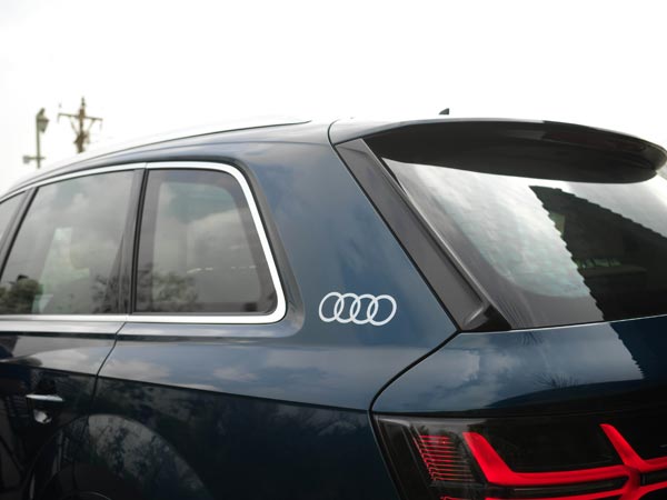 ఆడి క్యూ3 మరియు క్యూ7 డిజైన్ ఎడిషన్ విడుదల: ధర, వేరియంట్లు మరియు ప్రత్యేకతలు 