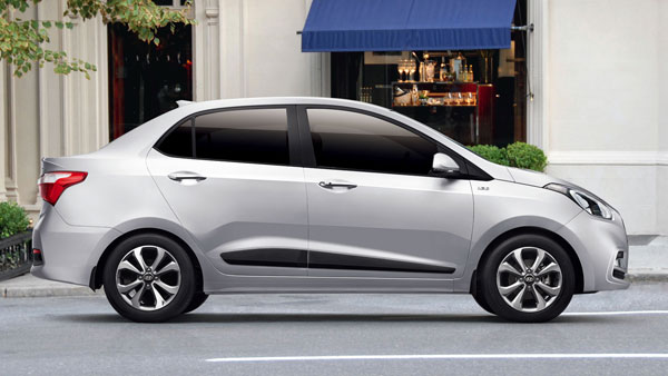 బెస్ట్ సెల్లింగ్ కార్ల మీద గొప్ప డిస్కౌంట్లు