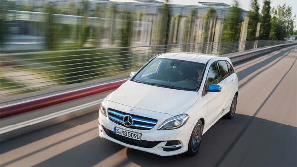 మెర్సిడెస్ బెంజ్ కొనుగోలు చేసిన రైతు