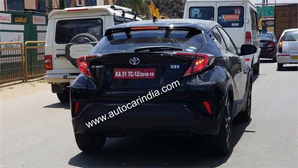 క్రాసోవర్ ఎస్‌యూవీతో దూకుడు పెంచిన టయోటా 