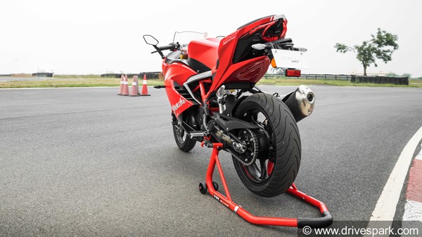 అక్రపోవిక్ కంపెనీ నుండి సరికొత్త సైలెన్సర్ విడుదల: టీవీఎస్ అపాచే ఆర్ఆర్ 310 కోసం మాత్రమే 