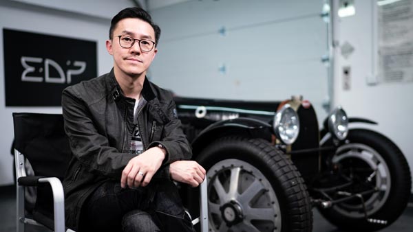 అత్యంత ఖరీదైన కారు పార్కింగ్ స్పేస్ అత్యంత ఖరీదైన కారు పార్కింగ్ స్పేస్