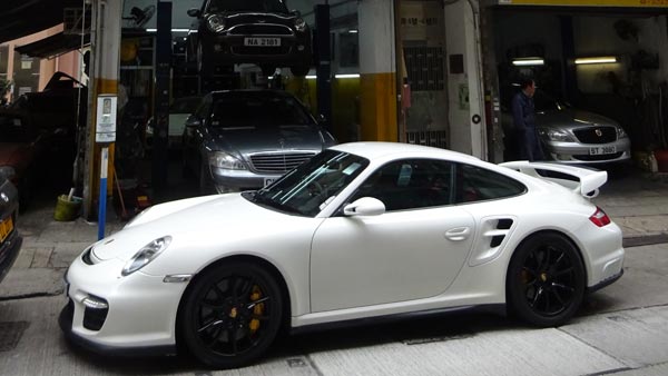 అత్యంత ఖరీదైన కారు పార్కింగ్ స్పేస్ అత్యంత ఖరీదైన కారు పార్కింగ్ స్పేస్