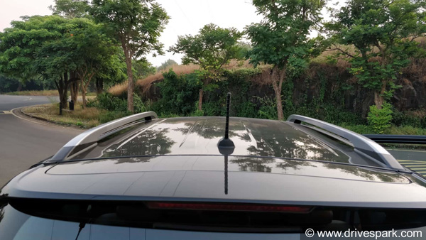 మహీంద్రా ఆల్టురస్ జి4 - మహీంద్రా సంస్థయొక్క ప్రిమియం ఎస్‌యూవీ కారు