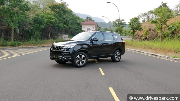 మహీంద్రా ఆల్టురస్ జి4 - మహీంద్రా సంస్థయొక్క ప్రిమియం ఎస్‌యూవీ కారు