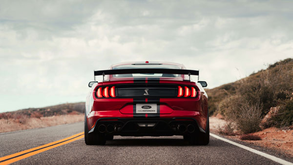 రెండు కోట్ల ధరతో ఇండియా కు రాబోతున్న ఫోర్డ్ కార్...!