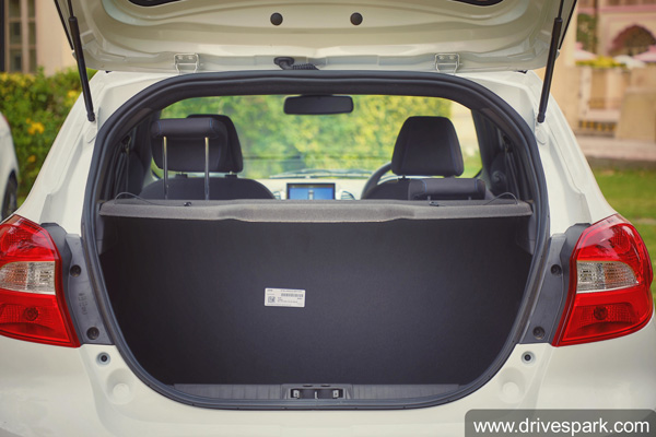 ఫోర్డ్ ఫిగో(2019) మోడల్ రివ్యూ చూడాలని అనుకుంటున్నారా...!