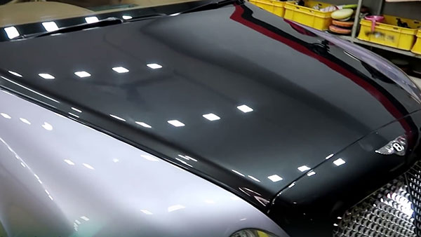 4 కోట్ల రూపాయల బెంట్లీకార్ పై నిప్పంటించారు,తరువాత ఏమైనది :[వీడియో]