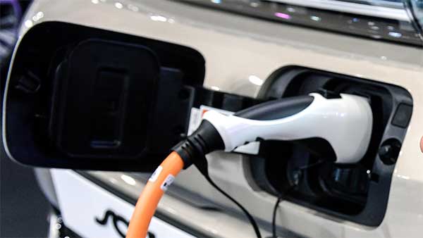  హ్యుందాయ్ నుంచి వస్తున్న స్మార్ట్ ఫోన్ అపిలికేషన్..దీనితో మీ కార్... ?