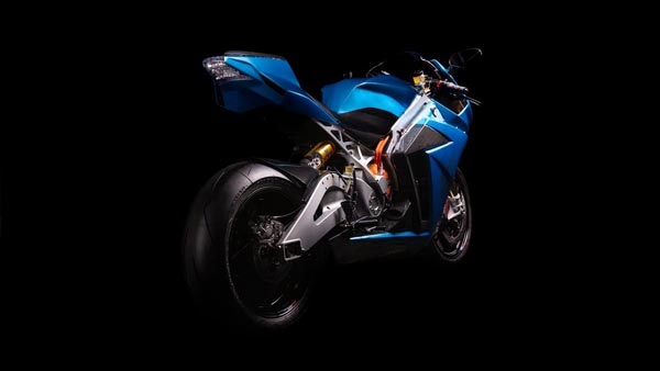 అక్షరాలా 241 కెఎంపిహెచ్ వేగంతో వస్తున్న ఎలక్ట్రిక్ స్పోర్ట్స్ బైక్ !