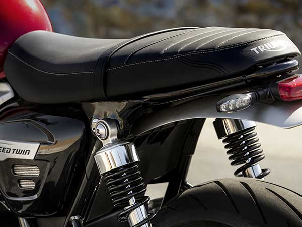 ట్రయంప్ స్పీడ్ ట్విన్ భారతదేశంలో లాంచ్ :ధర,వివరాలు...