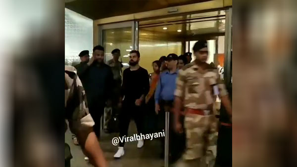 విరాట్ కోహ్లీ మరొక సూపర్ లగ్జరీ కార్ ధర ఎంతో తెలుసా ! 