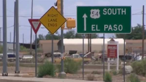 తప్ప తాగి, కారు డ్రైవింగ్ చేస్తూ దొరికిపోయిన 12 ఏళ్ల అమ్మాయి :[వీడియో]