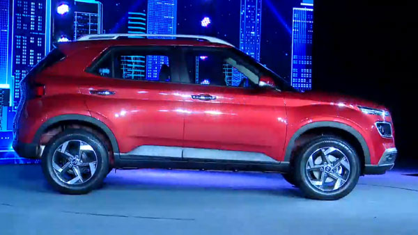 17000 మైలురాయిని దాటిన హ్యుందాయ్ వెన్యూ బుకింగ్స్....!