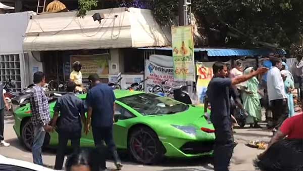 హైదరాబాద్ లో అత్యంత ఖరీదైన లంబోర్ఘిని కార్ ఎవరిదో తెలుసా :[వీడియో]