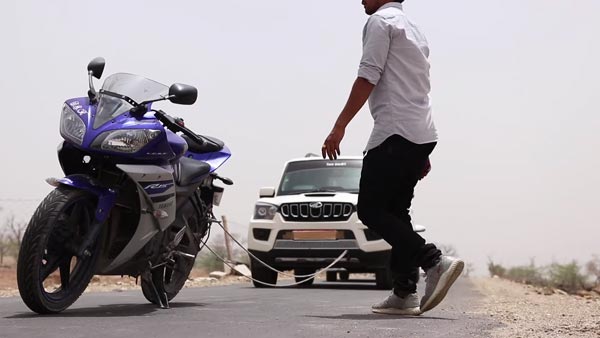 మహీంద్రా స్కార్పియోని లాగేసిన యమహా....మీరు ఈ వీడియోని చూస్తే నమ్మరు!!