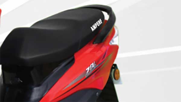 ఆంపియర్ ఎలక్ట్రిక్ స్కూటర్ను లాంచ్ చేసిన గ్రేవ్స్ కాటన్....వివరాలు..! ఆంపియర్ ఎలక్ట్రిక్ స్కూటర్ను లాంచ్ చేసిన గ్రేవ్స్ కాటన్....వివరాలు..!