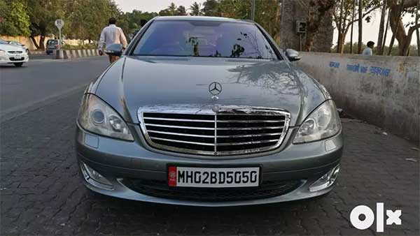 తక్కువ ధరతో అమ్మకానికి వచ్చిన అమితాబచ్చన్ బెంజ్ కార్..!