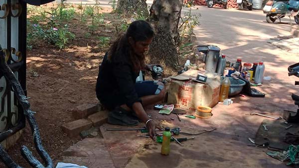 ఈమె దేశంలోనే పాపులర్ రాయల్ ఎన్ఫీల్డ్ లేడీ మెకానిక్