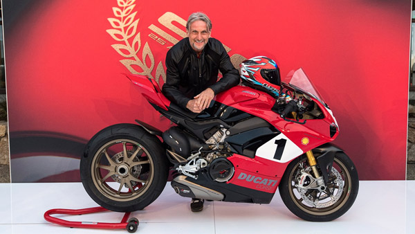 భారత మార్కెట్లో డుకాటి నుంచి కొత్త సూపర్ బైక్ విడుదల