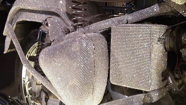 కళ్ళు చెదిరే విధంగా రాయల్ ఎన్ఫీల్డ్ బుల్లెట్ 350