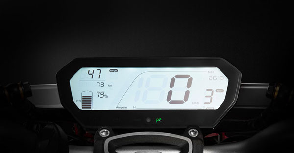 రివోల్ట్ ఆర్వి400 మరియు ఆర్వి300: ఏ బైక్ బెస్ట్