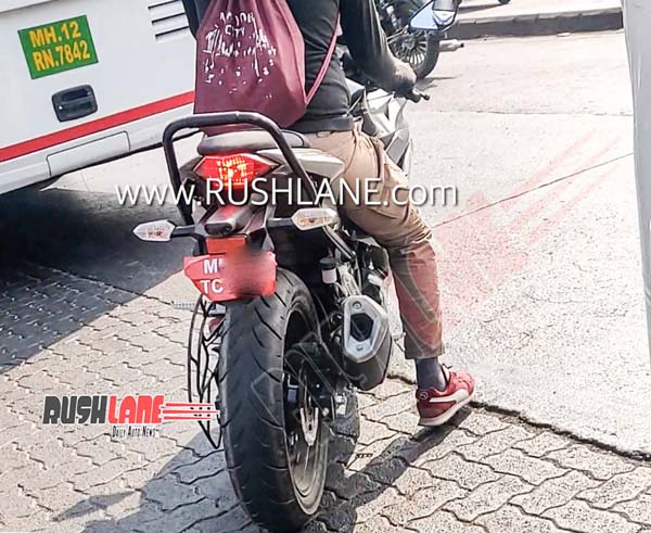 పబ్లిక్ రోడ్‌లో బిఎస్ 6 కవాసకి నింజా 300 టెస్ట్ డ్రైవ్! 