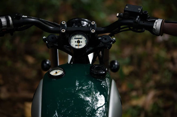 ఇప్పుడే చూడండి... మాడిఫైడ్ చేయబడిన కరిజ్మా బైక్