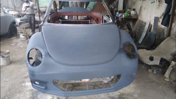 ఈ వోక్స్‌వ్యాగన్ బీటిల్ నిజానికి మారుతి స్విఫ్ట్.... మీరే చూడండి?