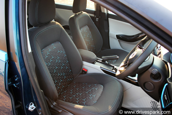 టాటా నెక్సాన్ ఎలక్ట్రిక్ రివ్యూ: సింగల్ ఛార్జింగ్‌తో 312కిమీల మైలేజ్